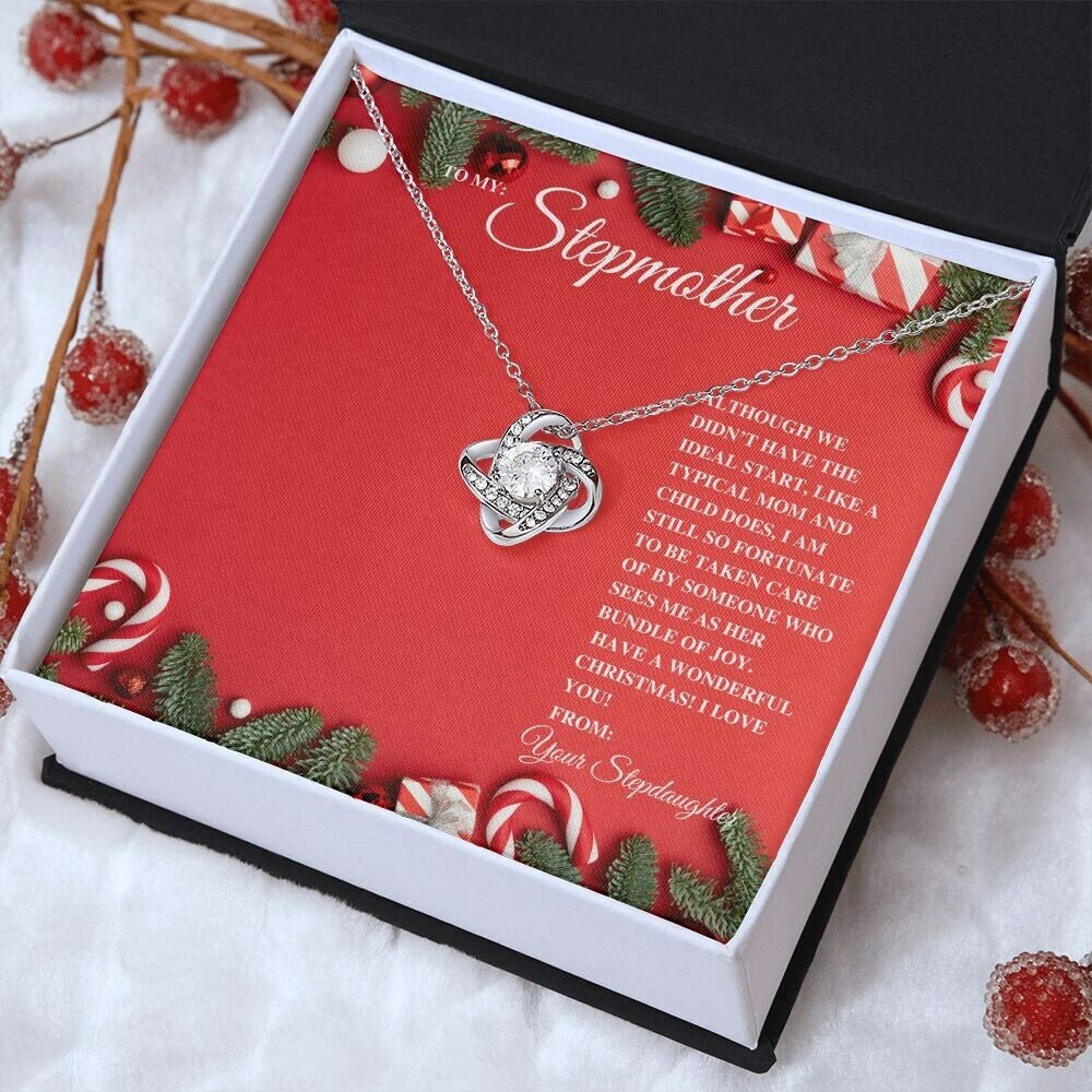 Christmas Gift: A Heartfelt Thank You to My Stepmom for Unconditional Care and Joyful Moments - Knot Pendant Necklace for Christmas